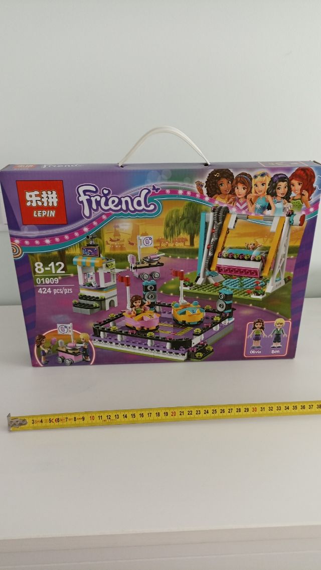 Friend Parque atracciones coches de choque