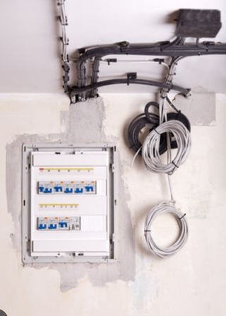 SE REALIZAN INSTALACIONES REPARACIONES ELECTRICAS
