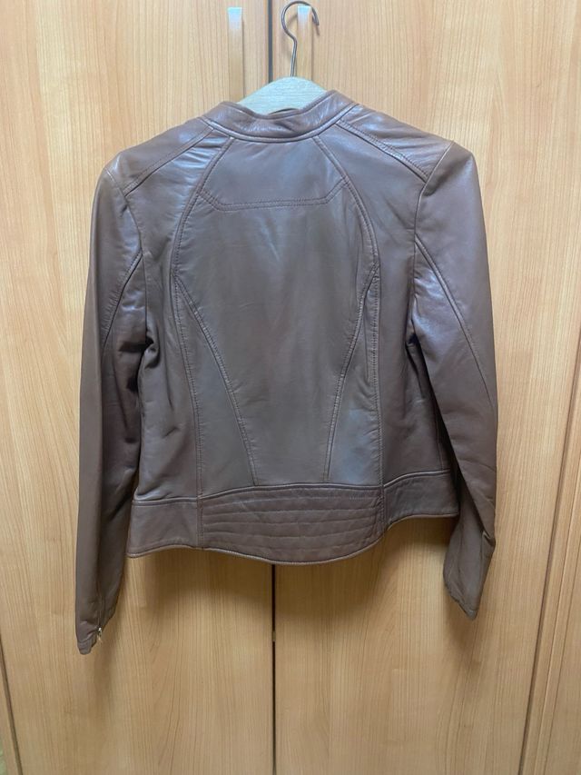 Chaqueta piel marrón Guest