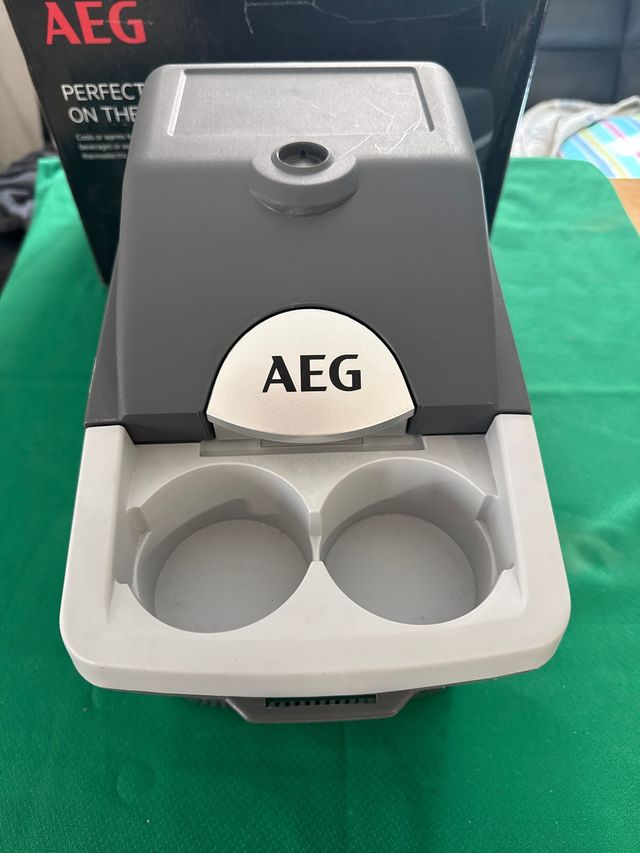 AEG Automotive Board-Bar BK 6 Nevera y Calentador