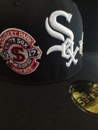Gorra New Era 59Fifty negra Sox
Talla 7.1/4
