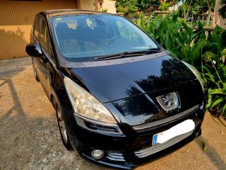 Peugeot 5008 2011