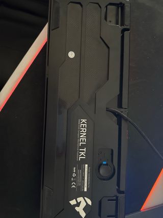 Teclado Krom Kernel TKL RGB