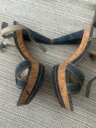 Sandalias Guess azules