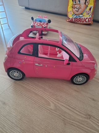 Auto rosa Barbie Fiat 500