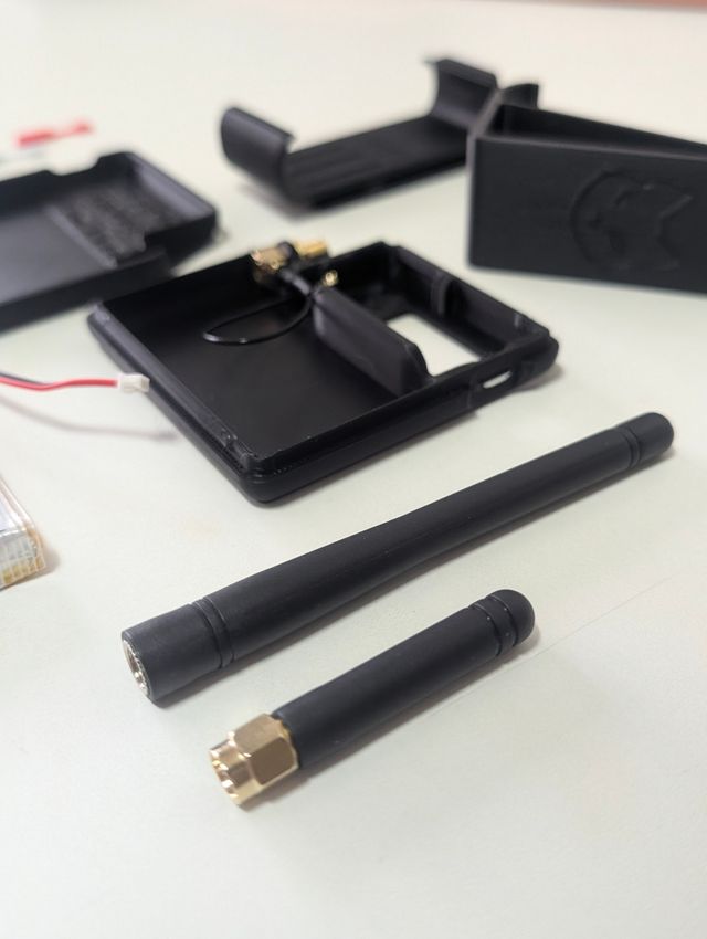 Caja 3D para Heltec T114 + Batería + Antenas