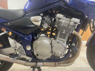 Suzuki Bandit 600S (2003) Acepto cambio por coche