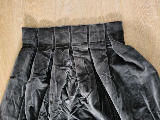 Cortina terciopelo gris marron