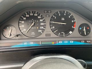 BMW E30