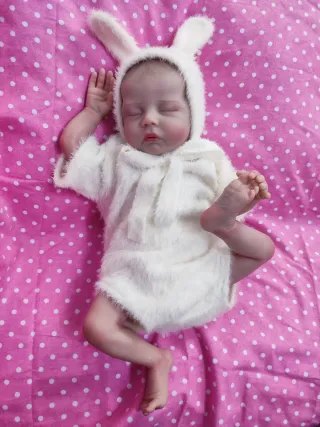 Muñeca realista bebé reborn