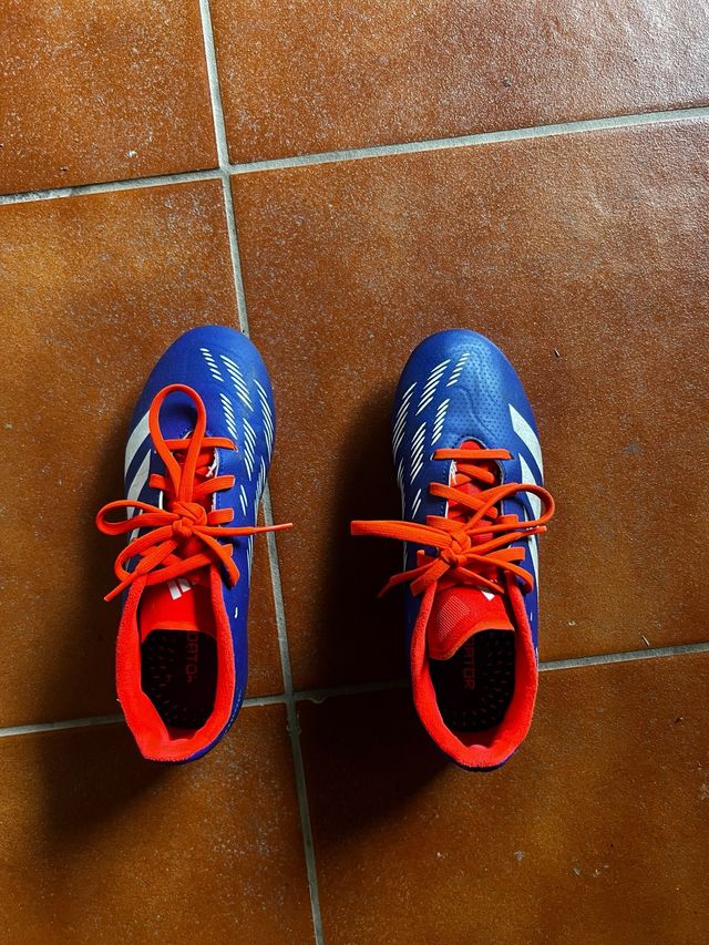 Botas Adidas Fútbol - Azul y Rojo