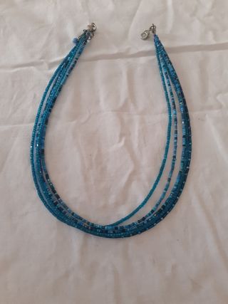 8 Collane colorate materiali vari