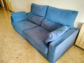 Sofá azul de tela