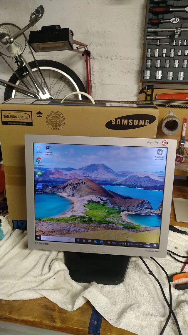 Monitor Samsung SyncMaster 913v
