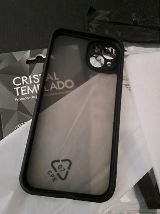 Funda y Cristal iPhone 15 Plus  Negra Translúcida