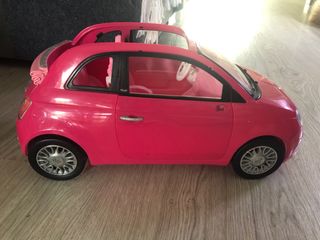 Auto rosa Barbie Fiat 500