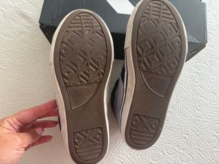 Zapatillas Converse tipo bota,niño velcro,Talla 35