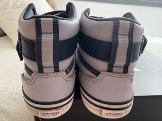 Zapatillas Converse tipo bota,niño velcro,Talla 35