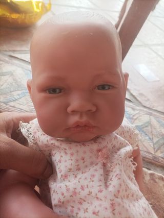 Muñeca reborn bebé