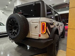 Ford Bronco Badlands 2024