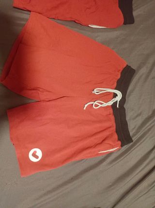 Ropa de chandal vedruna 