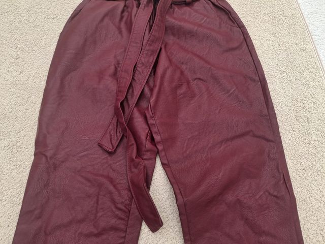 Pantalón niña 12 años.  Medidas en descripción 