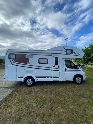 Se vende autocaravana Etrusco a6600bb 2021