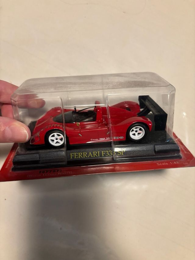 Modellino Ferrari F333 SP 1:43