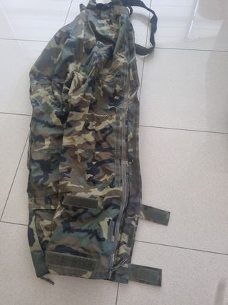 Pantalones militares impermeables
Talla 1 C1,