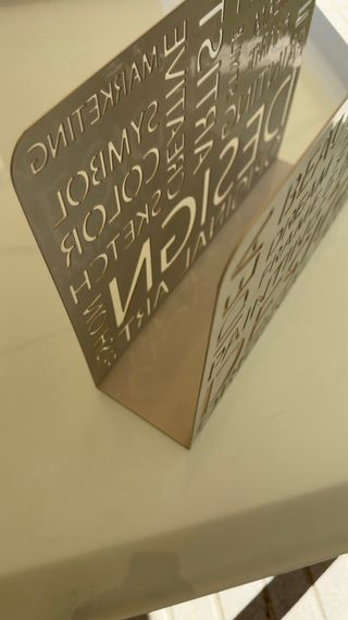 Revistero de Diseño Ikea