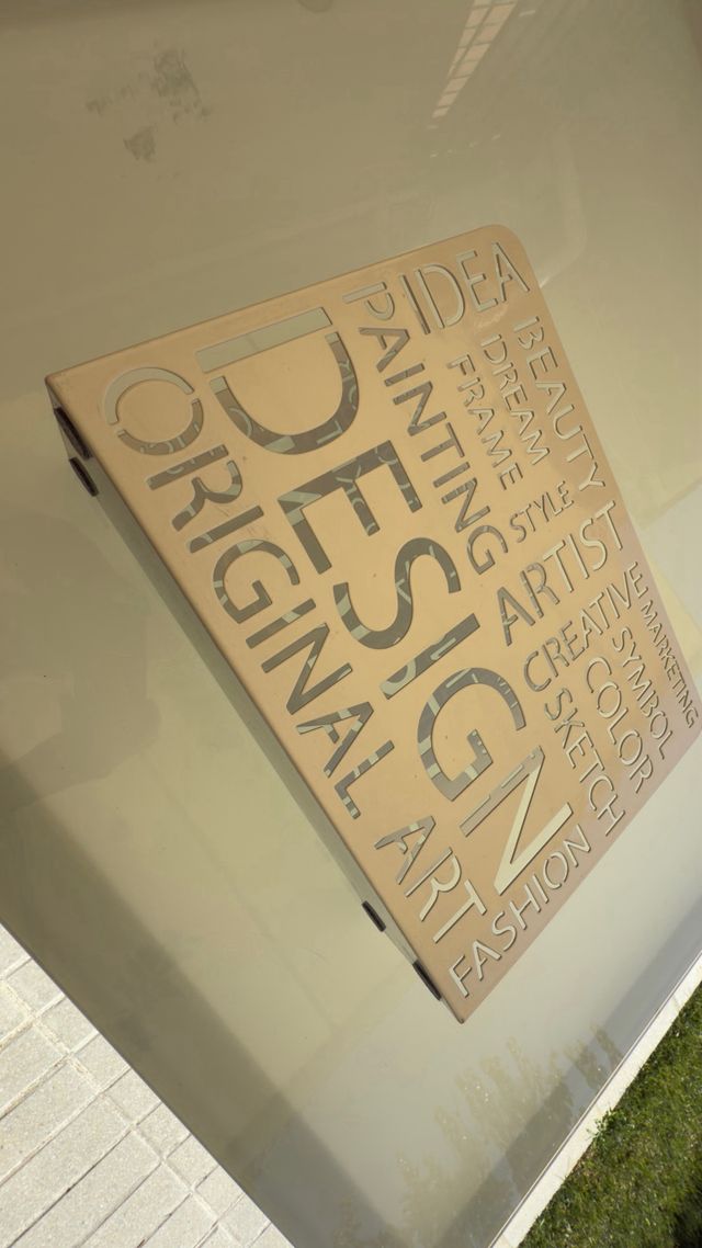 Revistero de Diseño Ikea