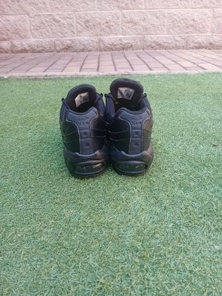 Nike Air Max 95 - Zapatillas Negras