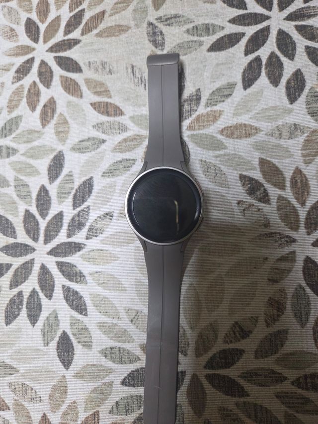 Samsung S23+ negro + reloj samsung galaxy watch 5