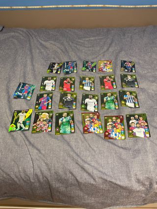 Cromos Adrenalyn XL 21-22