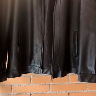 Chaqueta cuero negra vintage oversize - Talla L