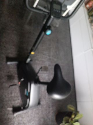 Bicicleta estática ejercicio