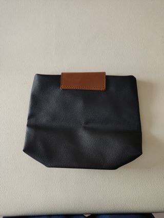 Pochette nera e marrone
