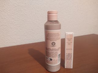 Yves Rocher Comme une Evidence - Crema y Perfume