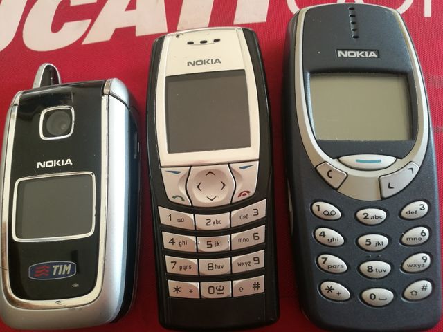 3 Cellulari Samsung Vintage