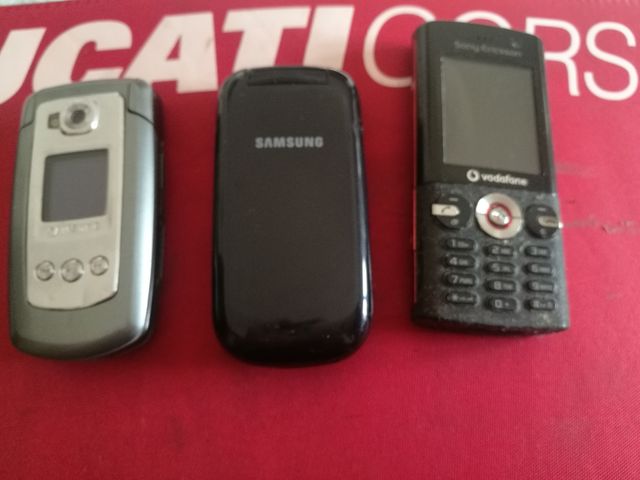 3 Cellulari Samsung Vintage