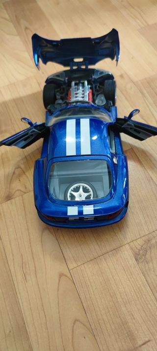 Dodge Viper GTS 1:18