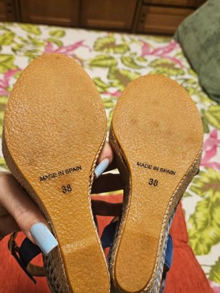 Zapatos cuña azul Klein ,Real o Azul  Cadete !
