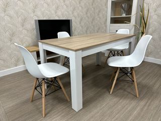 Mesa comedor + 4 sillas nórdicas