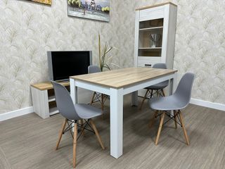 Mesa comedor + 4 sillas nórdicas