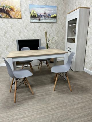 Mesa comedor + 4 sillas nórdicas