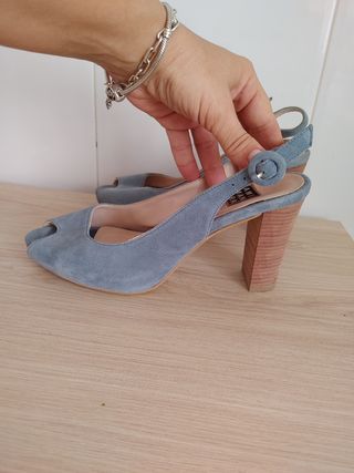 Zapatos tacón azul mujer