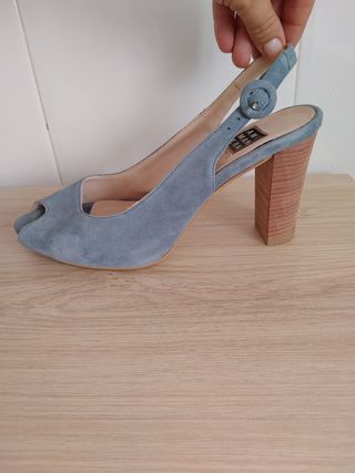 Zapatos tacón azul mujer