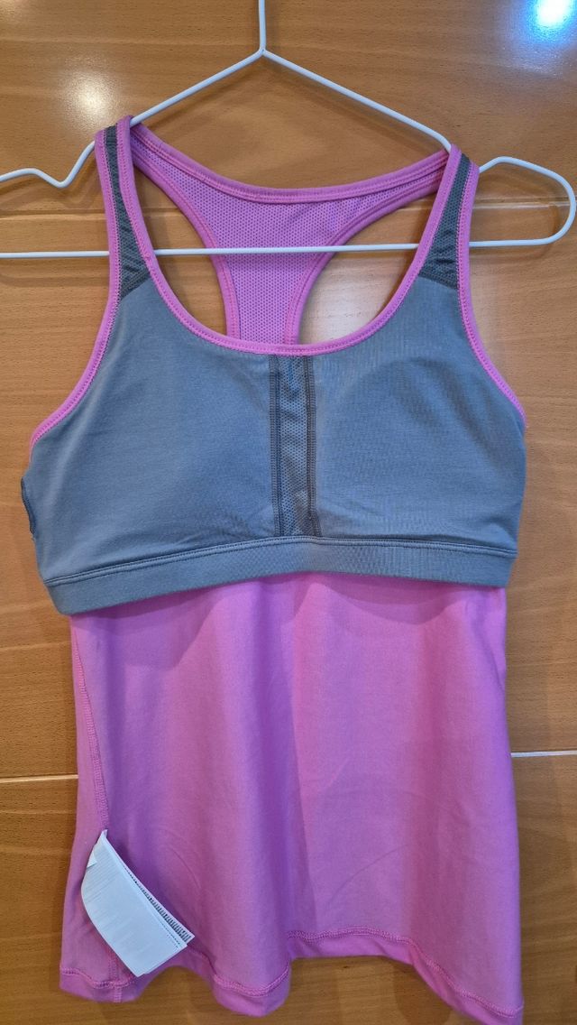 Camiseta Nike Dri-FIT rosa