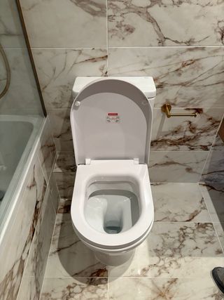 reformas de baño y colocación de parquet