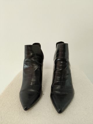 Stivali marroni effetto coccodrillo